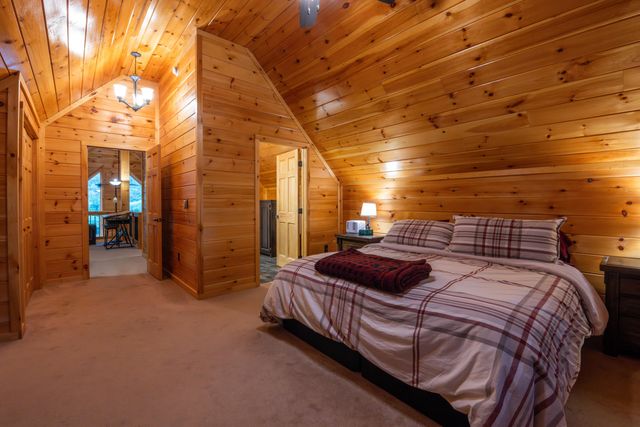 12 Elm Street, Jay, NY 12941