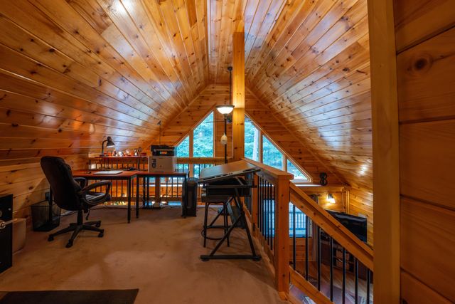 12 Elm Street, Jay, NY 12941