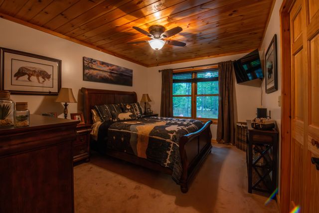 12 Elm Street, Jay, NY 12941