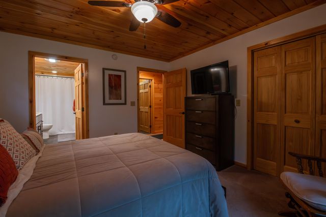 12 Elm Street, Jay, NY 12941