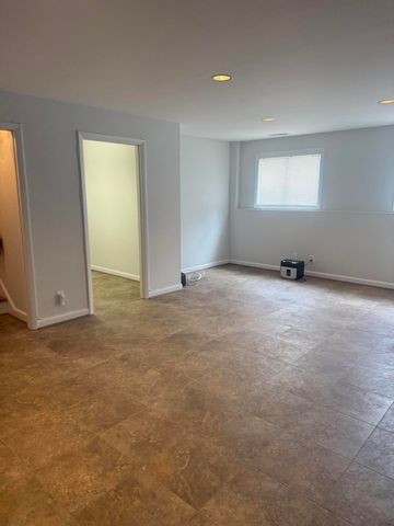 218 Windward DR, Roanoke, VA 24018