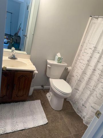 218 Windward DR, Roanoke, VA 24018