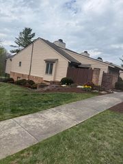218 Windward DR, Roanoke, VA 24018