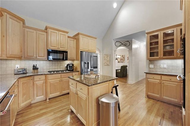 2065 Democracy Drive, Buford, GA 30519