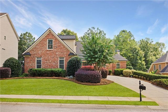 2065 Democracy Drive, Buford, GA 30519
