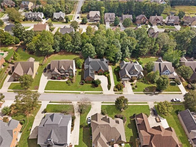 2065 Democracy Drive, Buford, GA 30519
