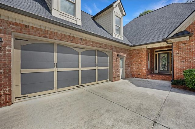 2065 Democracy Drive, Buford, GA 30519