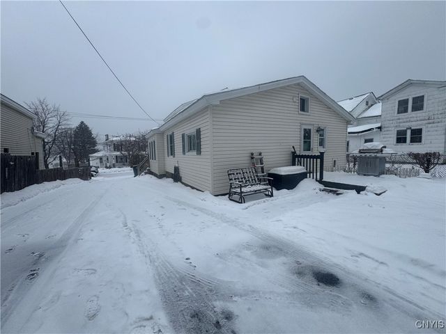 249 Syracuse Avenue, Oswego, NY 13126