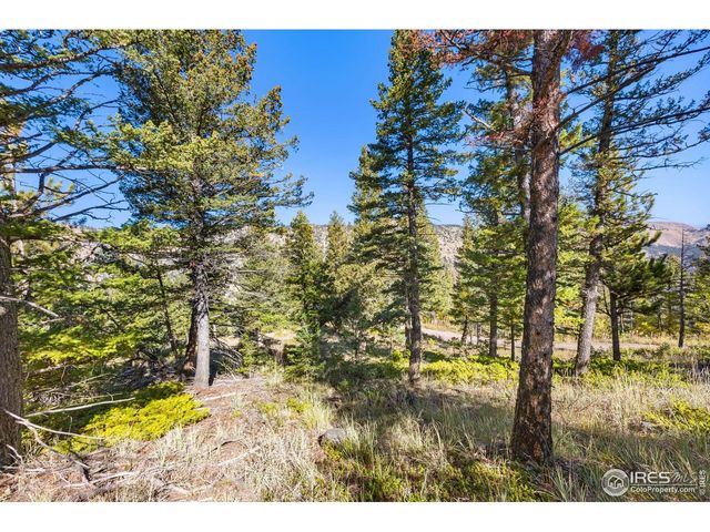 323 Roxbury Dr, Boulder, CO 80302