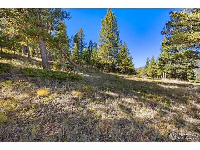 323 Roxbury Dr, Boulder, CO 80302