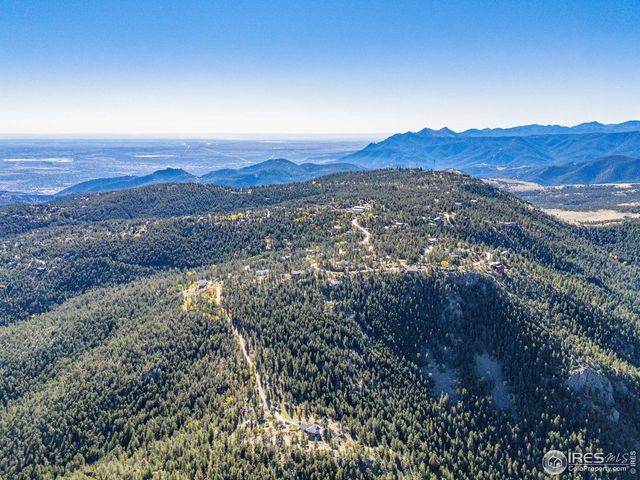 323 Roxbury Dr, Boulder, CO 80302