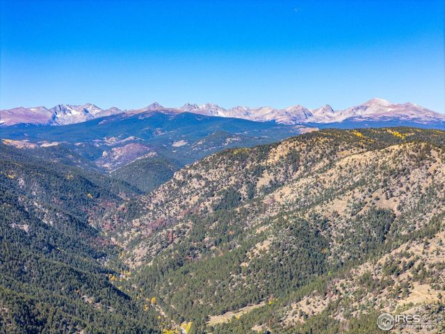 323 Roxbury Dr, Boulder, CO 80302