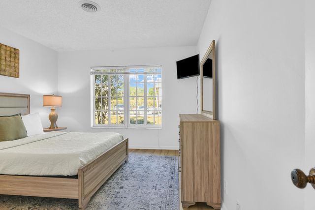 770 E Camino 0050, Boca Raton, FL 33432