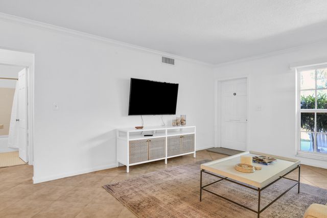 770 E Camino 0050, Boca Raton, FL 33432
