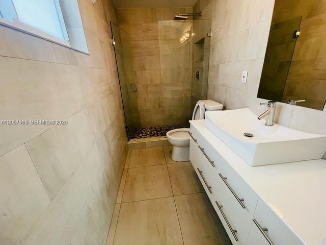 1900 NE 41st Street 0, Oakland Park, FL 33308