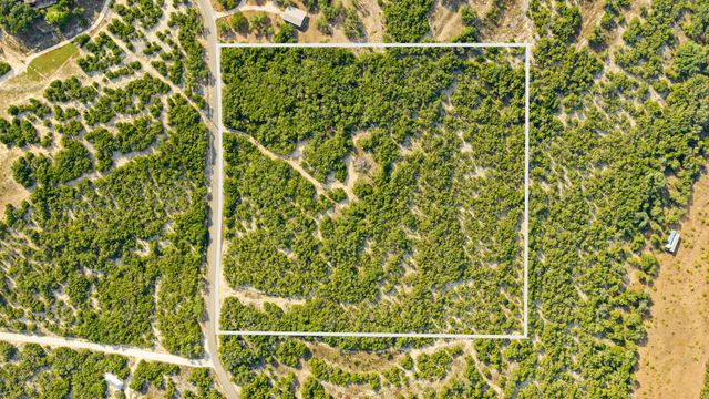 1000 Norwood RD, Dripping Springs, TX 78620