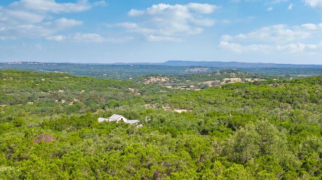 1000 Norwood RD, Dripping Springs, TX 78620