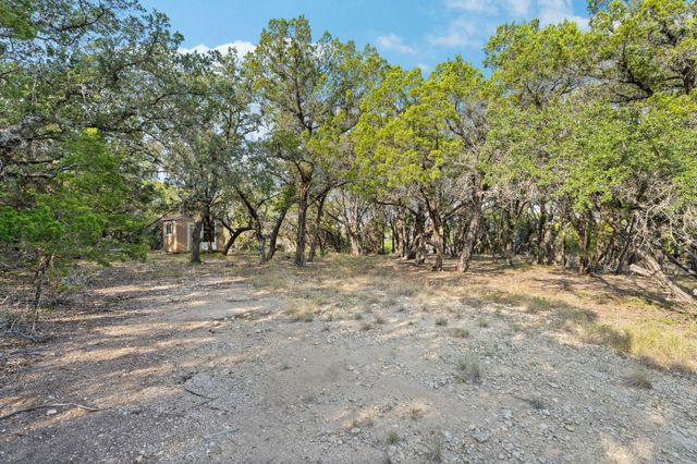 1000 Norwood RD, Dripping Springs, TX 78620