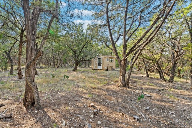 1000 Norwood RD, Dripping Springs, TX 78620