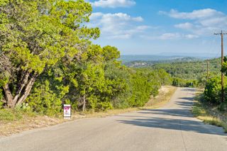 1000 Norwood RD, Dripping Springs, TX 78620