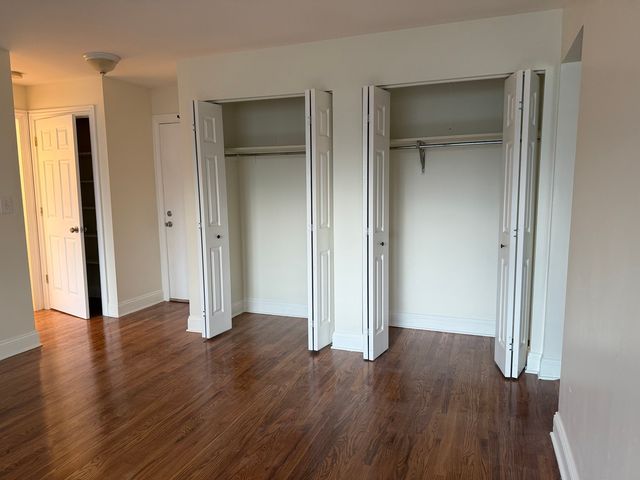 77 W Central Avenue 108, Roselle, IL 60172