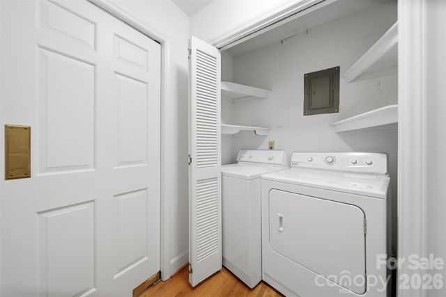 5523 Pine Lake Court, Hickory, NC 28601