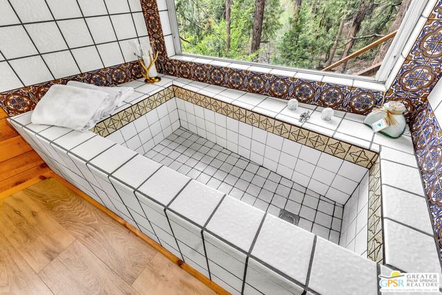 25655 Tahquitz Drive, Idyllwild, CA 92549