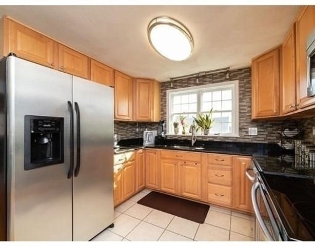 75 Mount Vernon St C, Somerville, MA 02145
