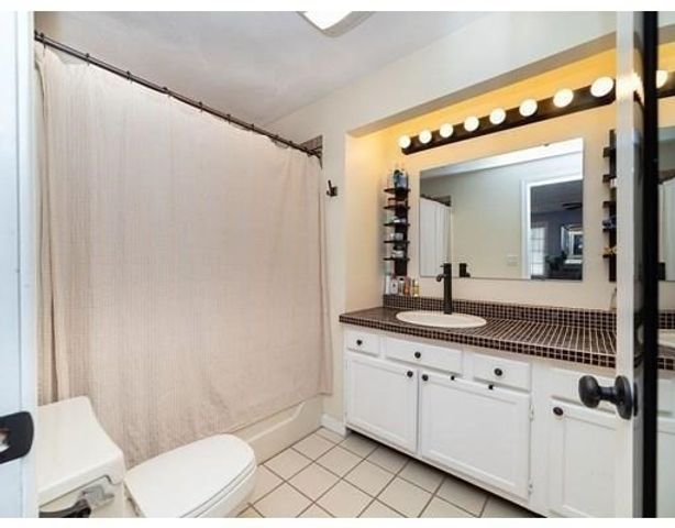 75 Mount Vernon St C, Somerville, MA 02145