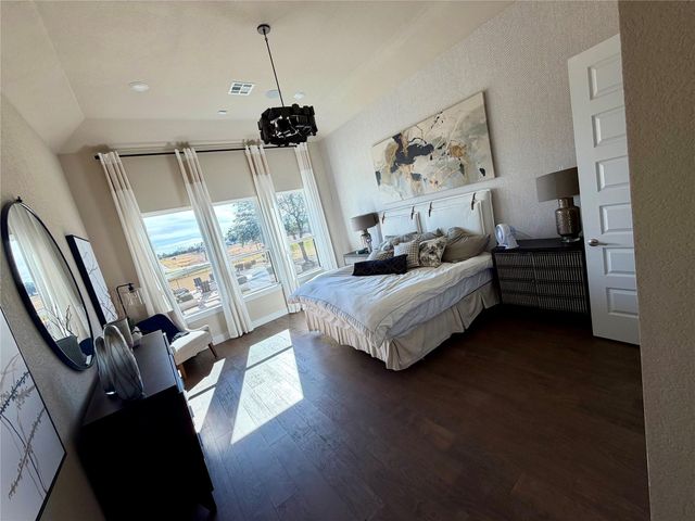 217 Northcrest DR, Liberty Hill, TX 78642