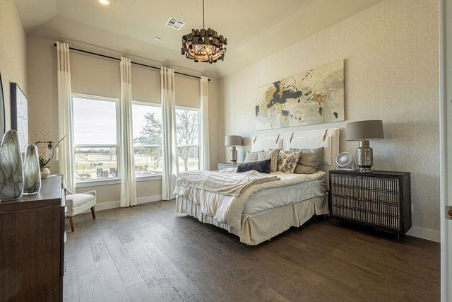 217 Northcrest DR, Liberty Hill, TX 78642