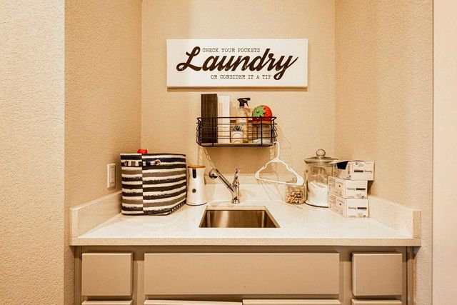 217 Northcrest DR, Liberty Hill, TX 78642