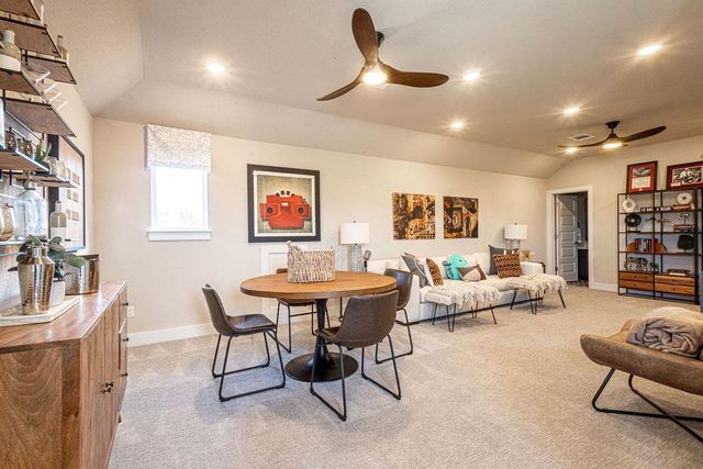 217 Northcrest DR, Liberty Hill, TX 78642