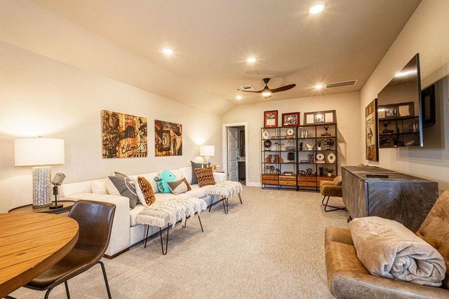 217 Northcrest DR, Liberty Hill, TX 78642