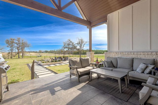 217 Northcrest DR, Liberty Hill, TX 78642