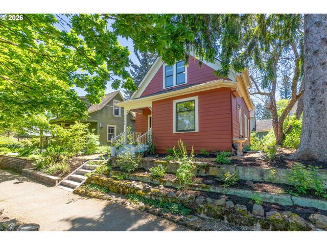 1566 Se LINN St, Portland, OR 97202