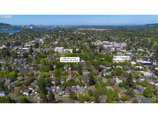 1566 Se LINN St, Portland, OR 97202