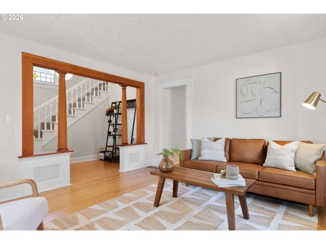 1566 Se LINN St, Portland, OR 97202