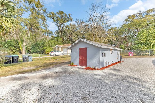 2121 WOODLAND DRIVE, Apopka, FL 32703