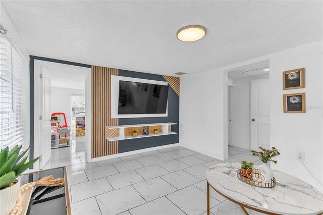 2121 WOODLAND DRIVE, Apopka, FL 32703