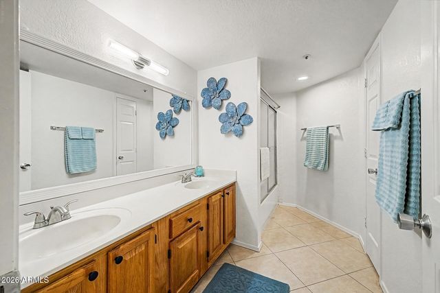 9396 E PURDUE Avenue 122, Scottsdale, AZ 85258