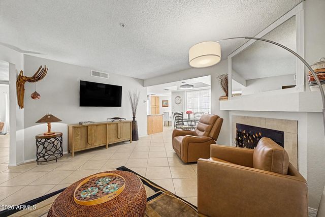9396 E PURDUE Avenue 122, Scottsdale, AZ 85258