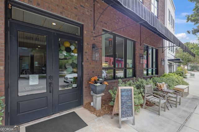 1181 Mado Loop, Chattahoochee Hills, GA 30268