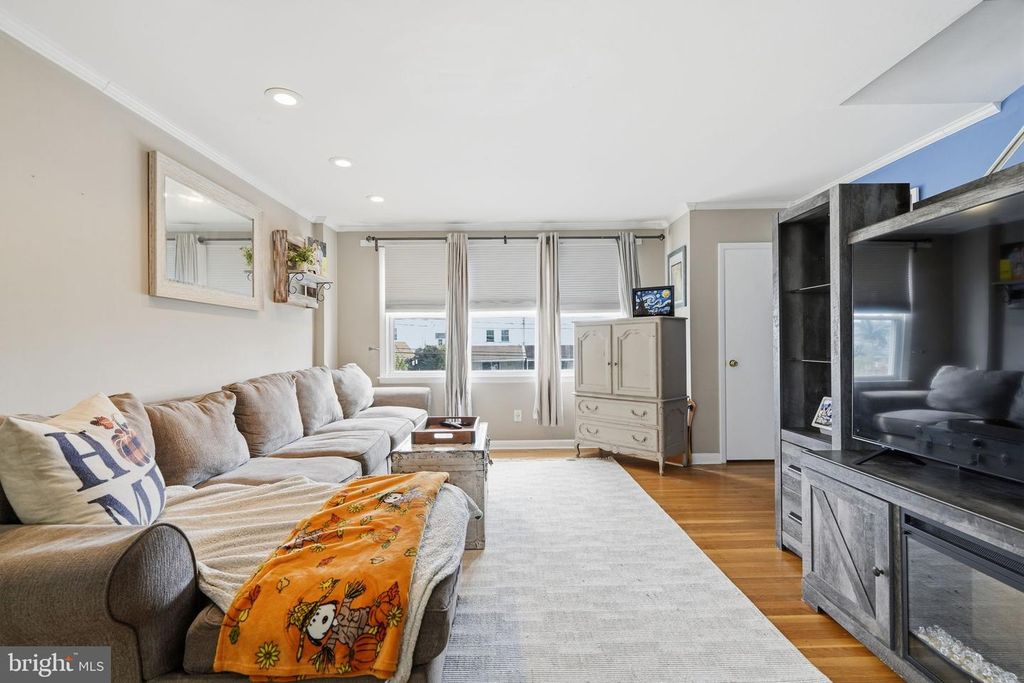 9961 ALICIA ST, Philadelphia, PA 19115 — photo 3