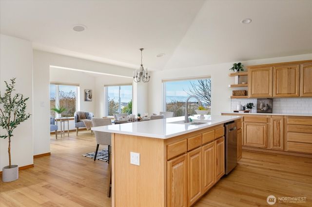 735 La Palabra Street, Coupeville, WA 98239