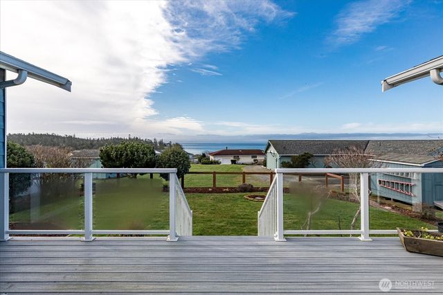 735 La Palabra Street, Coupeville, WA 98239