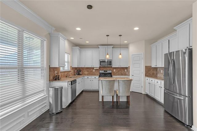 602 Baymist Court, Loganville, GA 30052