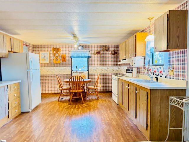 1143 Jets Landing Road, Abbeville, SC 29620