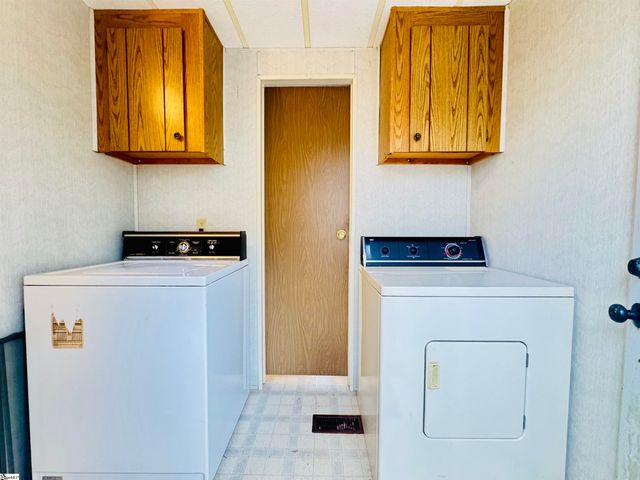 1143 Jets Landing Road, Abbeville, SC 29620