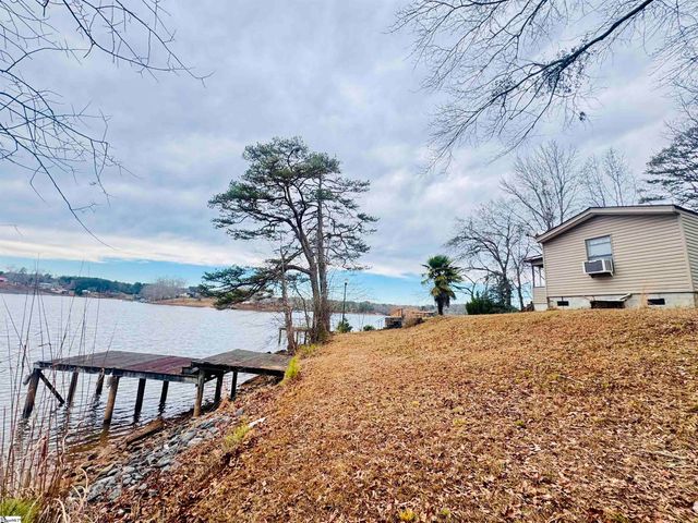 1143 Jets Landing Road, Abbeville, SC 29620